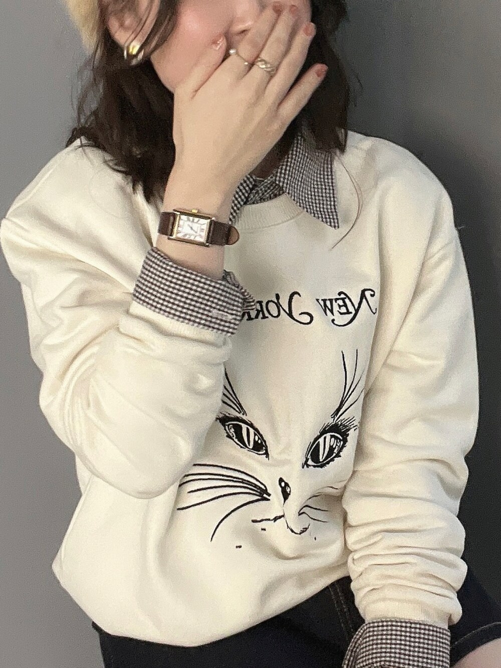 「スウェット、デニム、カジュアル、スエット、レイヤードスタイル、秋服、デニムオンデニム、ガーリーコーデ、フレンチガーリー、wearhalloween2021、epine、デニムスカート、デニムジャケット、ヒールローファー」｜「Treat Ürselfのoriginal leather boston bag（ボストンバッグ、ブラウン系）」を使った、ringo🍎さん（レディース・157cm）の秋コーディネートの3枚目の写真