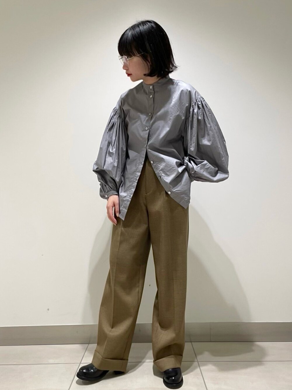 「EZUMI、EZUMi×B2nd、OFFICINE CREATIVE、TOIRONIER、RITO、ootd」｜「OFFICINE CREATIVEのOFFICINE CREATIVE（オフィチーネクリエイティブ）WサイドZIPブーツ（ブーツ、ブラック系）」を使った、妃穂さん（レディース・152cm）の冬コーディネートの3枚目の写真