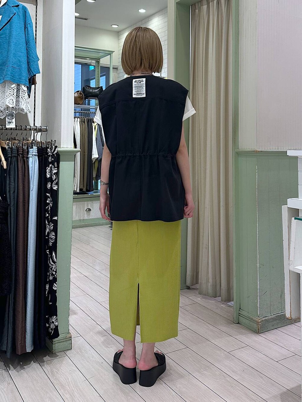 shiori(LOWRYS FARM 浜松メイワン)|LOWRYS FARMのスカートを使ったコーディネート - WEAR