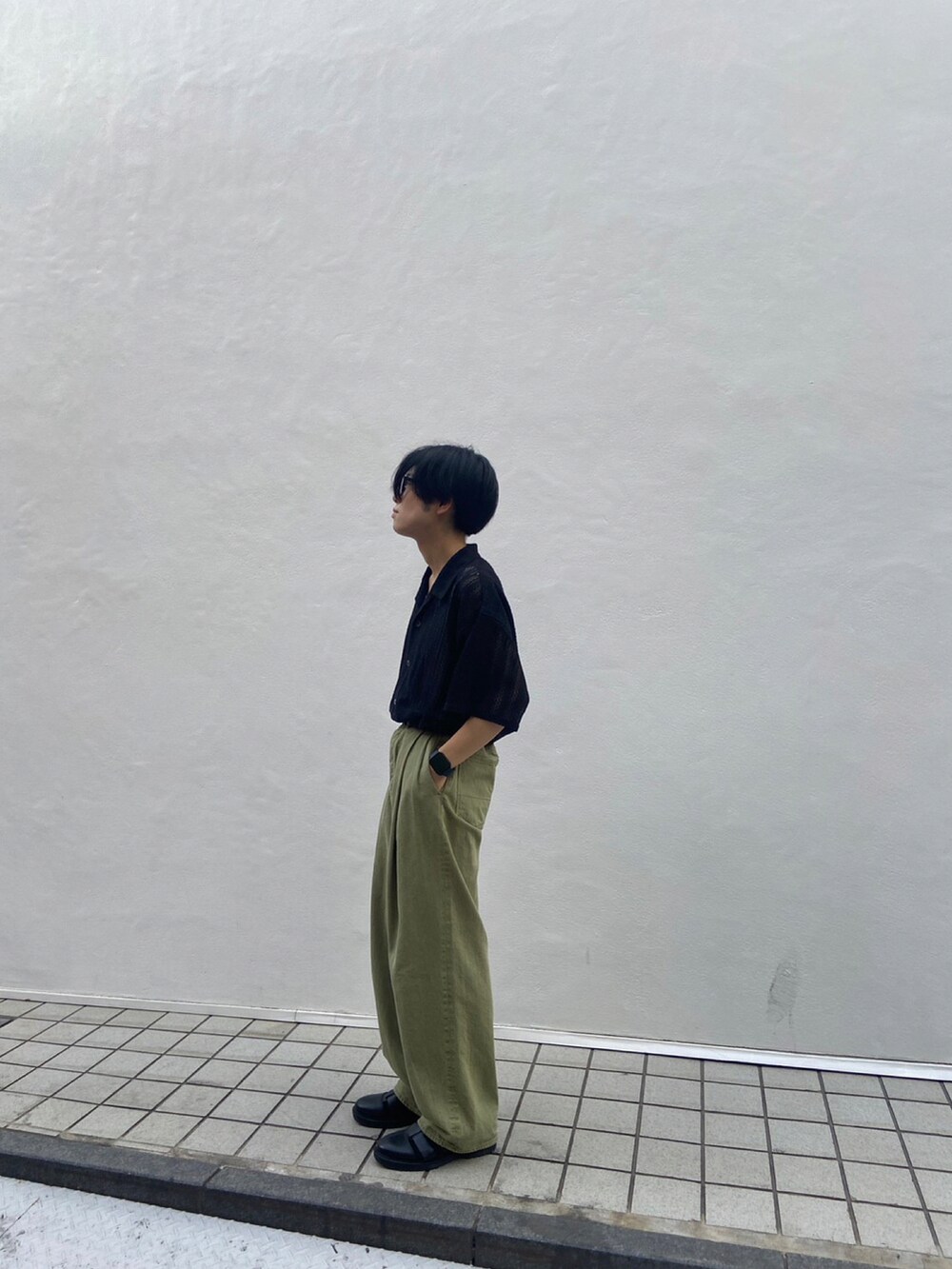 「SUBLATIONSのアイテム（デニムパンツ、グリーン系）」を使った、ntasmt_21さん（メンズ・163cm）の夏コーディネートの2枚目の写真