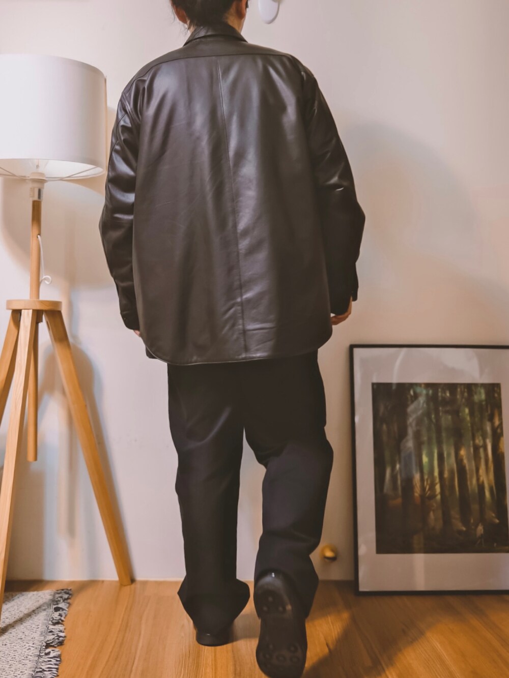 「COMOLI、秋冬コーデ、お洒落さんとつながりたい、秋服コーデ、低身長男子、sanders、ootd、daily look」｜「COMOLIのアイテム（シャツ/ブラウス、ブラウン系）」を使った、SyueChenさん（メンズ・167cm）の秋コーディネートの4枚目の写真