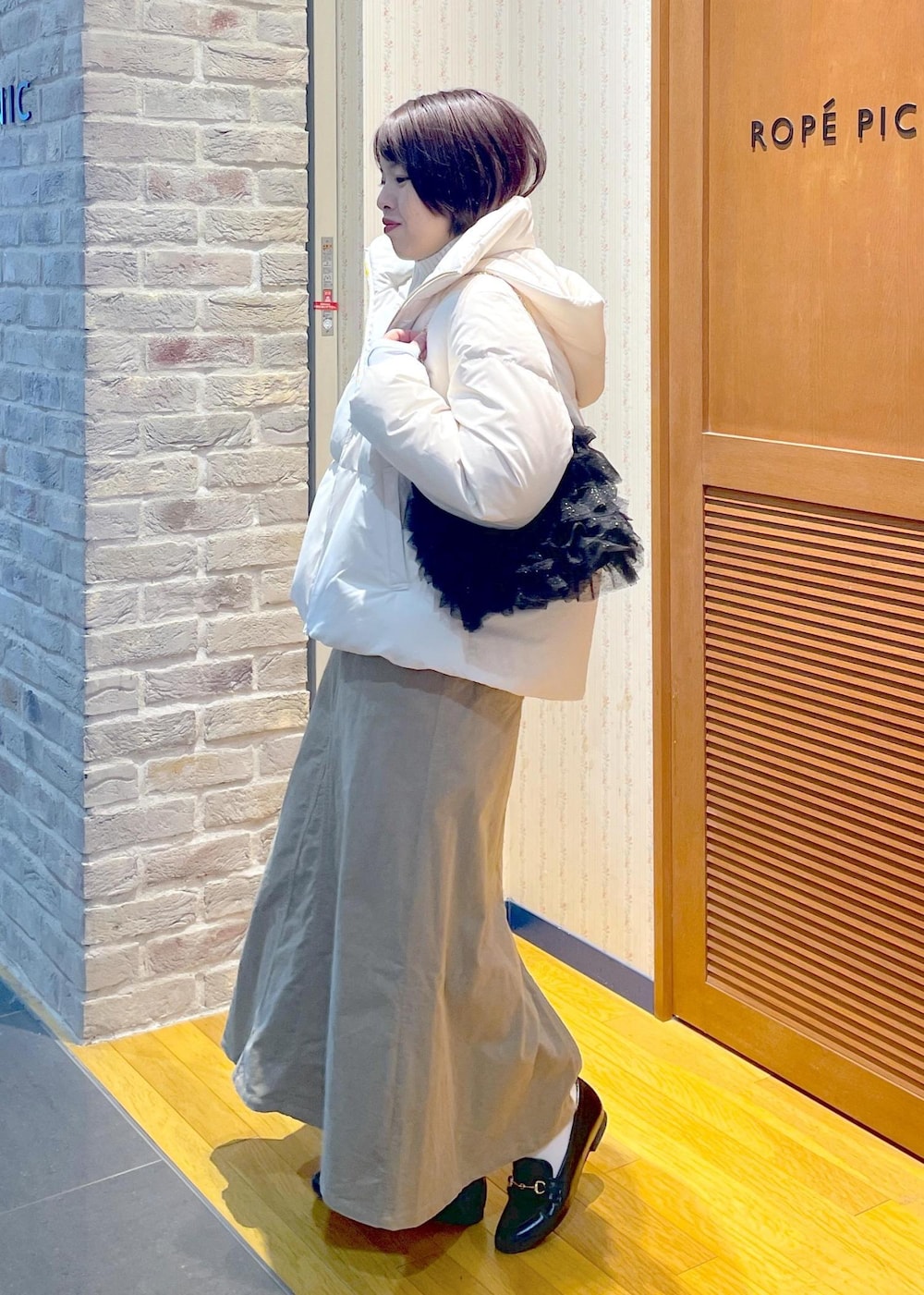 Yuriさんの「GREEN DOWN MINOTECK/フード取り外しショートダウン/リンクコーデ（ROPE' PICNIC）」を使ったコーディネートの2枚目の写真
