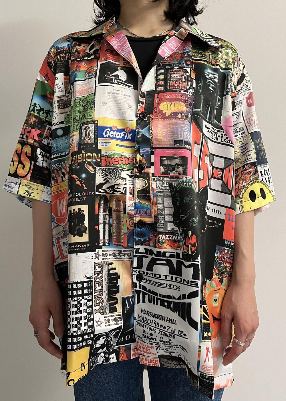 その他のシャツ/ブラウスを着用したレディースの秋コーディネートの3枚目の写真