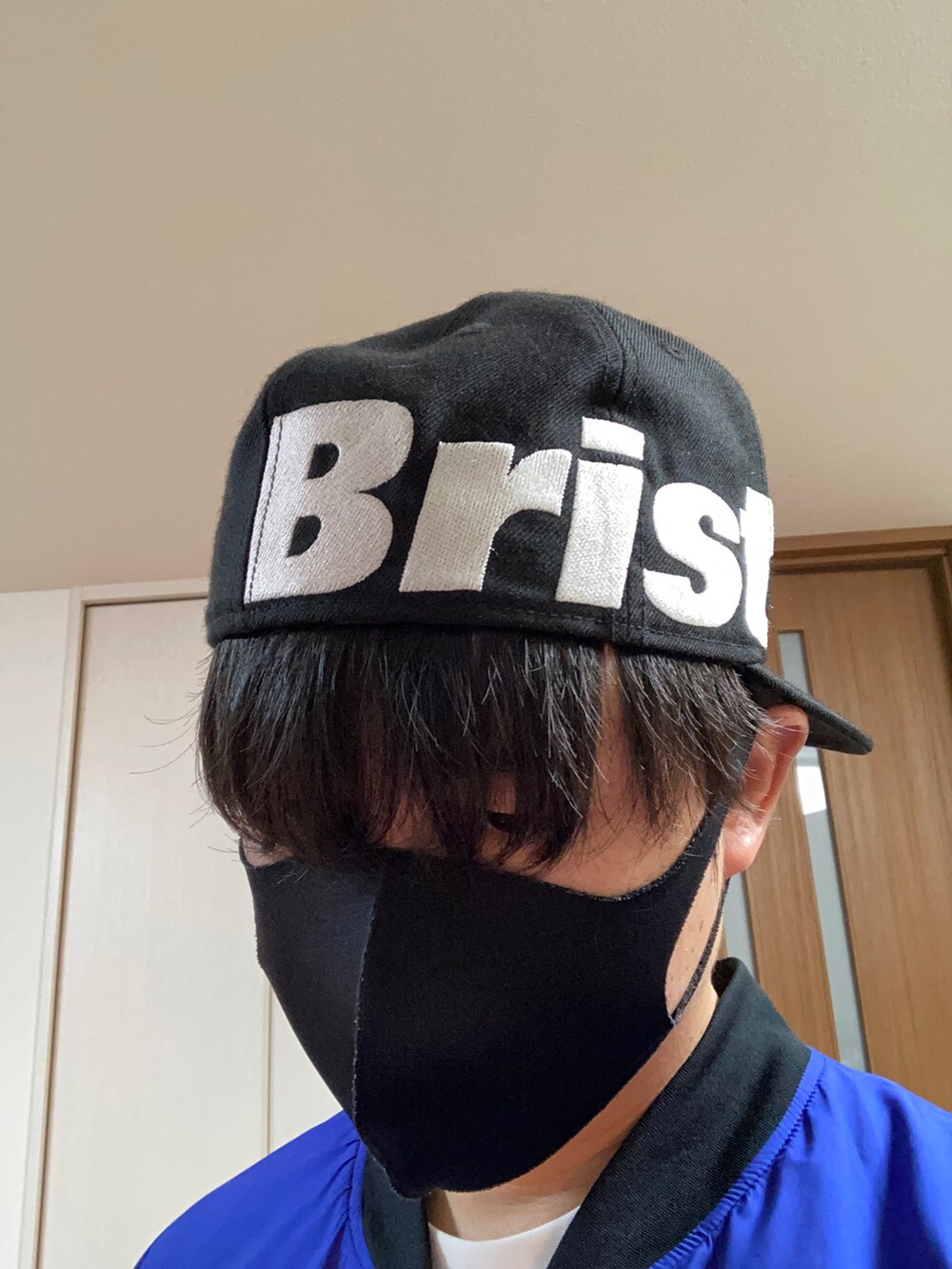 「F.C.R.B.、Bristol、ストリート、ニューエラ、キャップ、ブルゾン、スウェット、秋のコーデ、いいね、save、フォローお願いします🤑、シンプルコーデ」｜「F.C.Real Bristolのアイテム（ブルゾン、ブルー系）」を使った、ゆっけさん（メンズ・174cm）の秋コーディネートの3枚目の写真