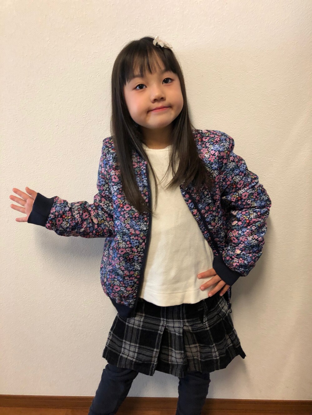 その他のその他を着用したキッズの春コーディネートの3枚目の写真