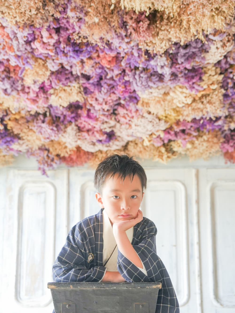 ブラウン系のフィギュアを着用したキッズの夏コーディネートの4枚目の写真