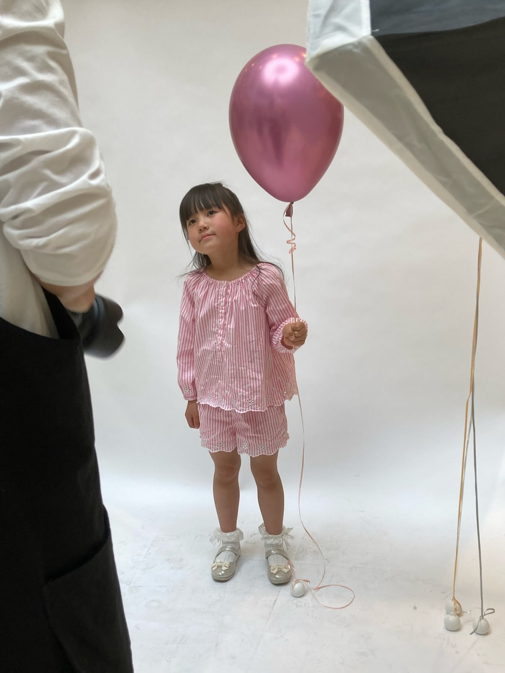 「春服みてみて、キッズコーデ、セットアップ、ラルフローレン、ピンク、ピンクコーデ」｜「POLO RALPH LAURENのアイテム（セットアップ、ピンク系）」を使った、ゆっけさん（キッズ・120cm）の春コーディネートの3枚目の写真