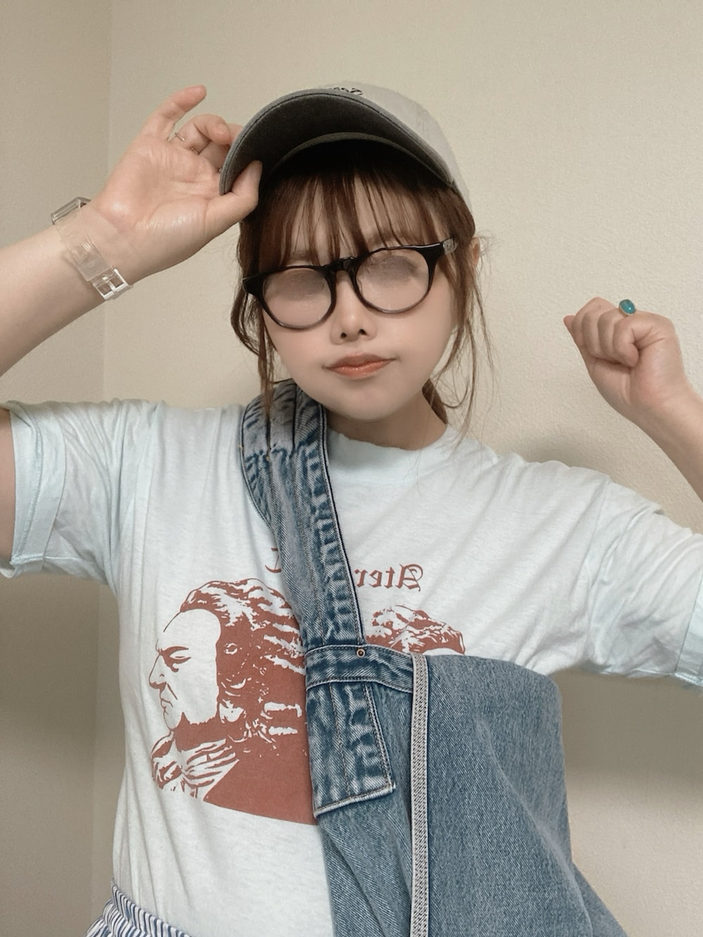 「SEAのSeavalley Mountain Club バイカラーベースボールキャップ（キャップ、ブラック系）」を使った、TNKᡣ𐭩さん（レディース・167cm）の夏コーディネートの4枚目の写真