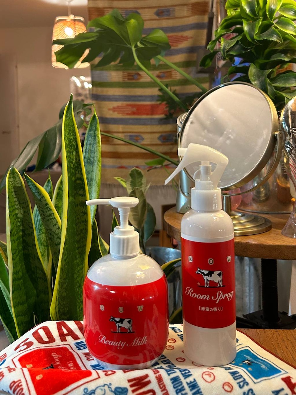 その他のハンカチ/ハンドタオル、その他のその他ルームウェア、その他のバレッタ/ヘアクリップを着用したレディースの秋コーディネートの2枚目の写真