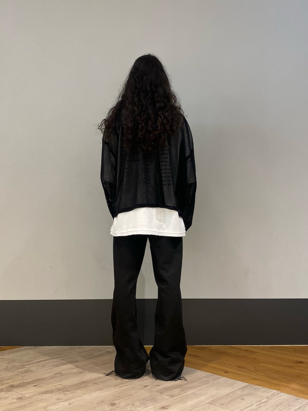 メンズの春コーディネートの2枚目の写真