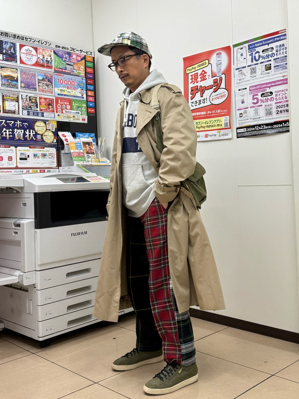 「おっさん、トラッドMIX」｜「BARACUTAのアイテム（トレンチコート、ベージュ系）」を使った、susumubb1さん（メンズ・172cm）の冬コーディネートの4枚目の写真