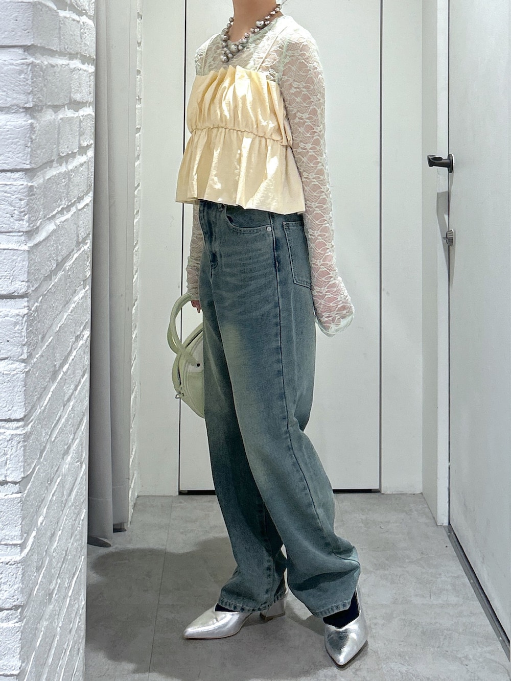 「FREE'S MARTの◆レーストップス（Tシャツ/カットソー、グリーン系）」を使った、yurm6さん（骨格ナチュラル・レディース・153cm）の春コーディネートの6枚目の写真