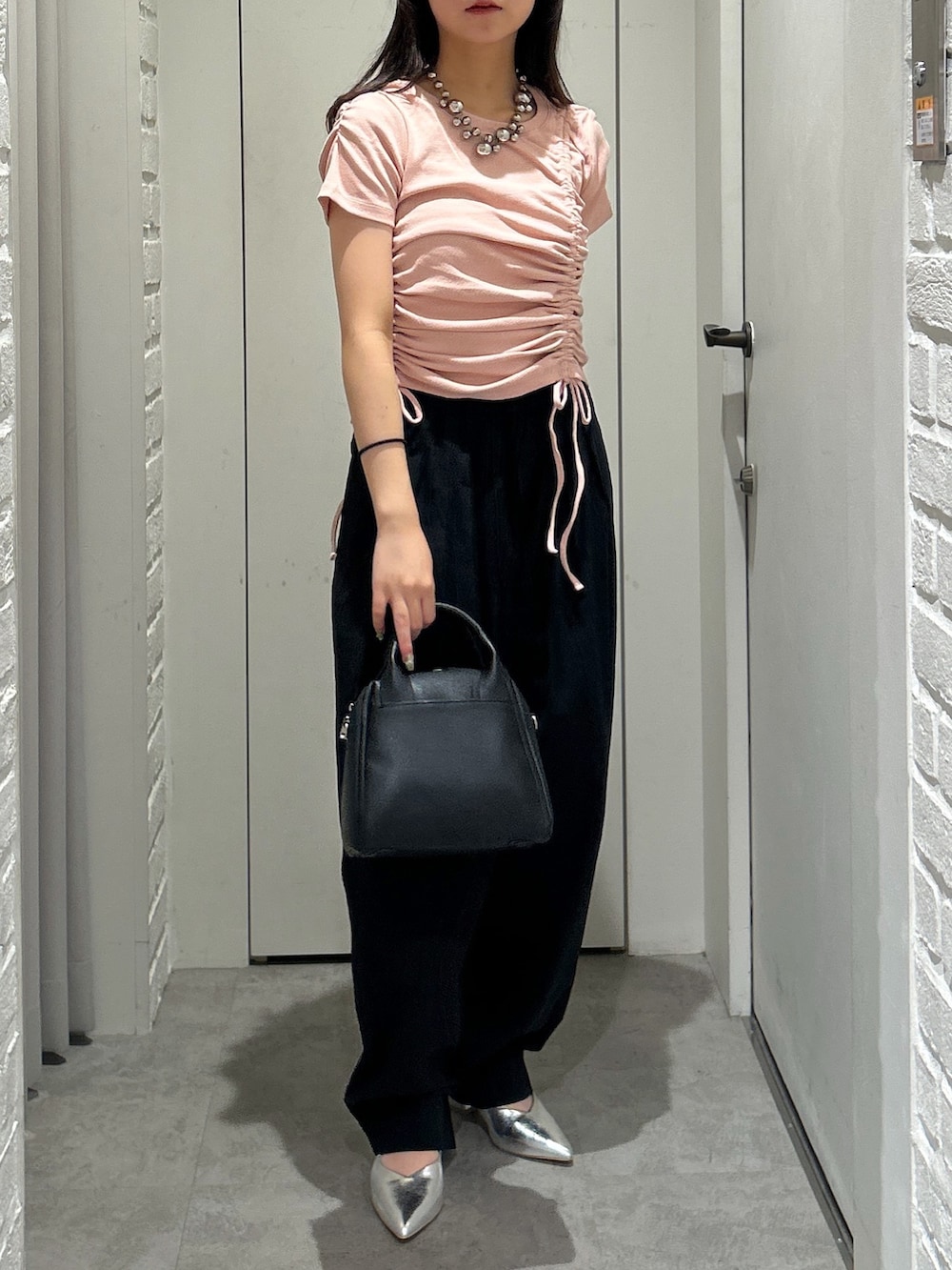 「FREE'S MARTのアシメドロストリブカットソー（Tシャツ/カットソー、ピンク系）」を使った、yurm6さん（レディース・153cm）の夏コーディネートの5枚目の写真
