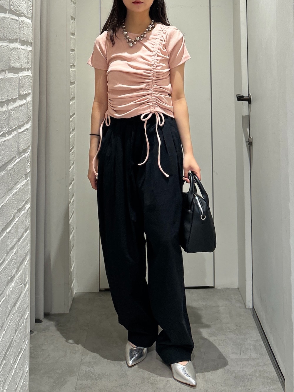 「FREE'S MARTのアシメドロストリブカットソー（Tシャツ/カットソー、ピンク系）」を使った、yurm6さん（レディース・153cm）の夏コーディネートの4枚目の写真