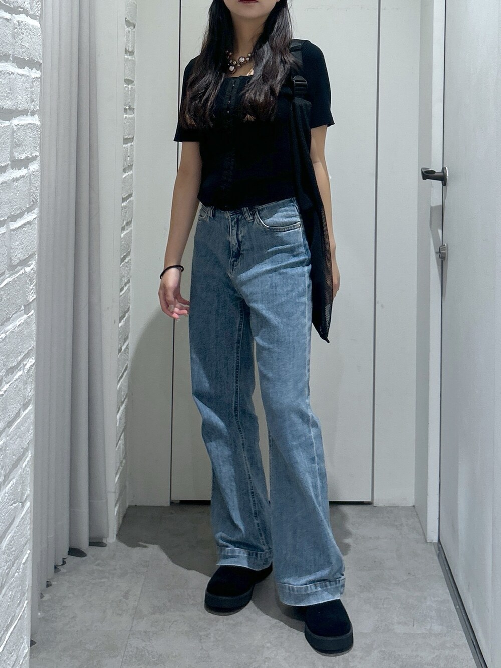 「FREE'S MARTの◆フロントホックリブニット（ニット/セーター、ブラック系）」を使った、yurm6さん（レディース・153cm）の夏コーディネートの2枚目の写真