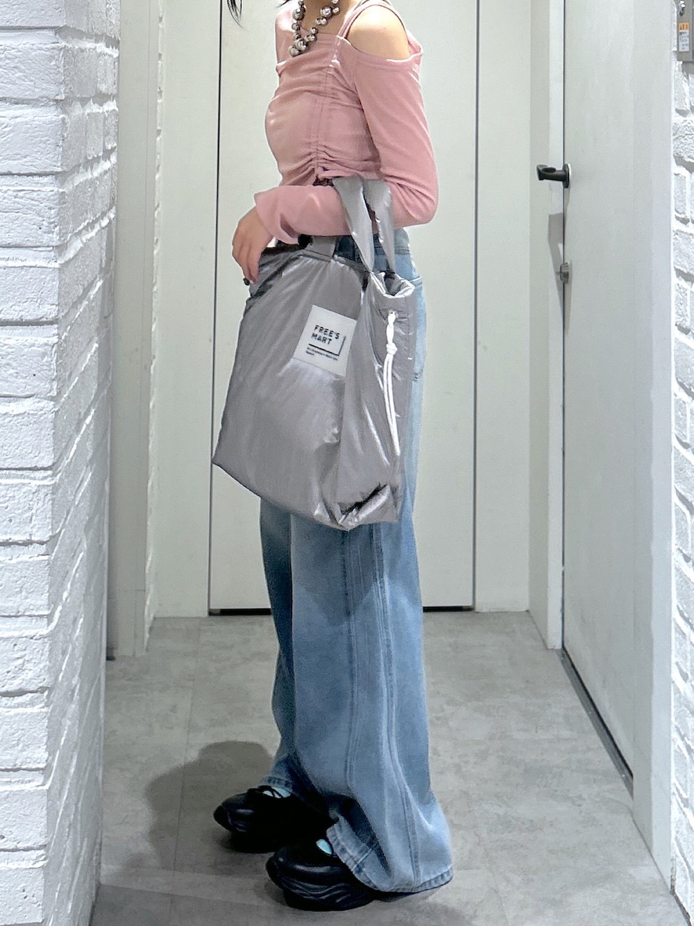「FREE'S MARTの●ワンショルシャーリングテレコカットソー（Tシャツ/カットソー、ピンク系）」を使った、yurm6さん（レディース・153cm）の春コーディネートの6枚目の写真