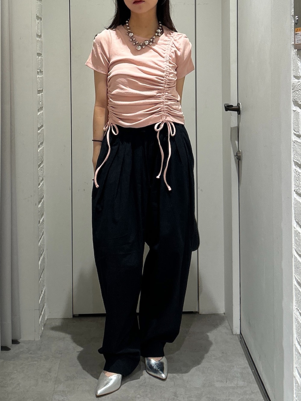 「FREE'S MARTのアシメドロストリブカットソー（Tシャツ/カットソー、ピンク系）」を使った、yurm6さん（レディース・153cm）の夏コーディネートの6枚目の写真