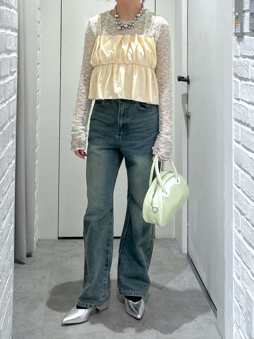 「FREE'S MARTの◆レーストップス（Tシャツ/カットソー、グリーン系）」を使った、yurm6さん（骨格ナチュラル・レディース・153cm）の春コーディネートの2枚目の写真