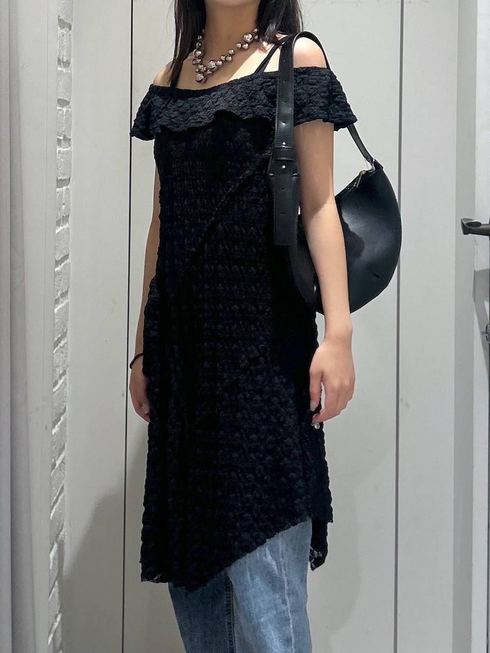 「FREE'S MARTの◆イレヘムオフショルミニワンピース（ワンピース、ブラック系）」を使った、yurm6さん（レディース・153cm）の夏コーディネートの5枚目の写真