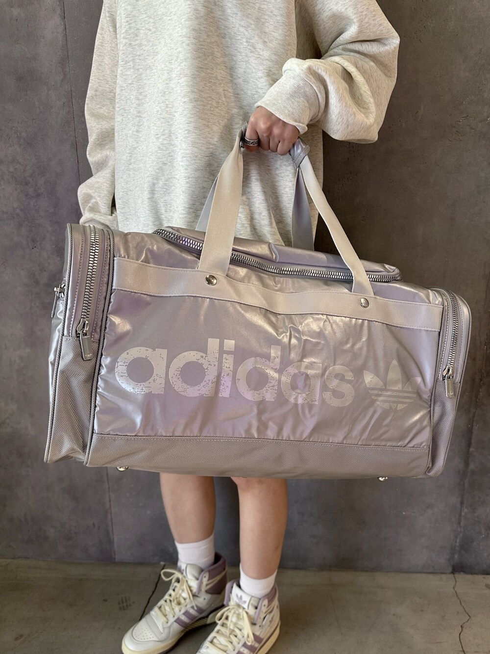 GEさんの「フォーラム 84 ハイ / Forum 84 Hi / アディダスオリジナルス adidas Originals スニーカー（adidas）」を使ったコーディネートの4枚目の写真