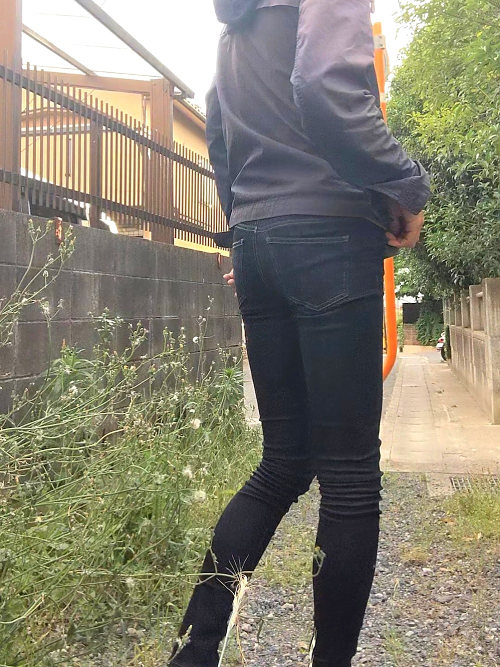 よっしー｜UNIQLOのデニムパンツを使ったコーディネート WEAR