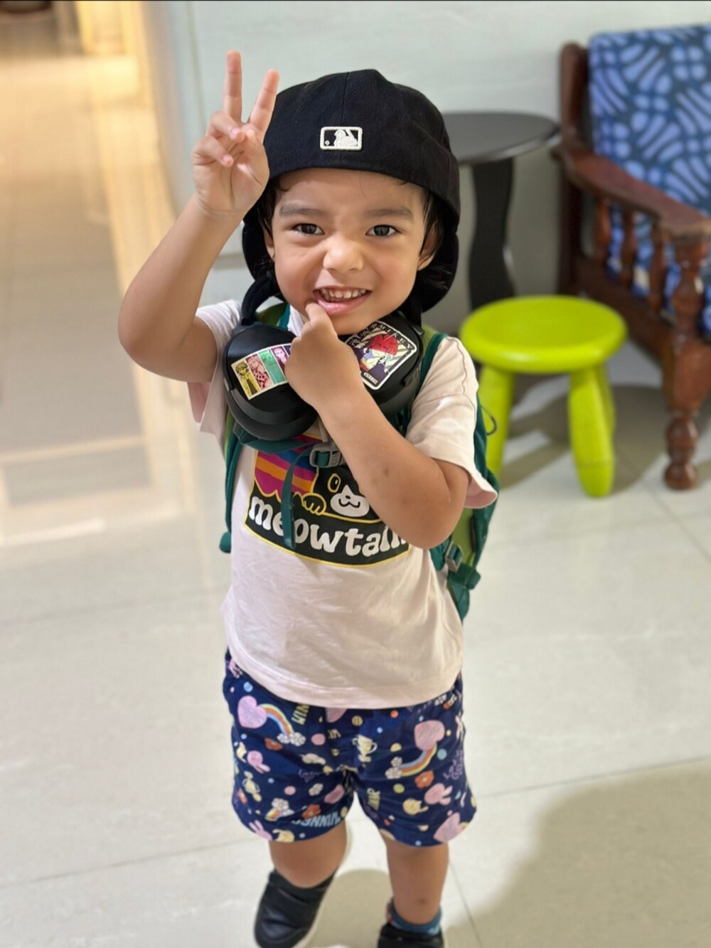 「子供服、こどもコーデ、3歳、おとこのこ、夏、ニューエラ」｜「NEW ERAのアイテム（キャップ、ブラック系）」を使った、Tuna Shakeさん（メンズ・174cm）の冬コーディネートの3枚目の写真