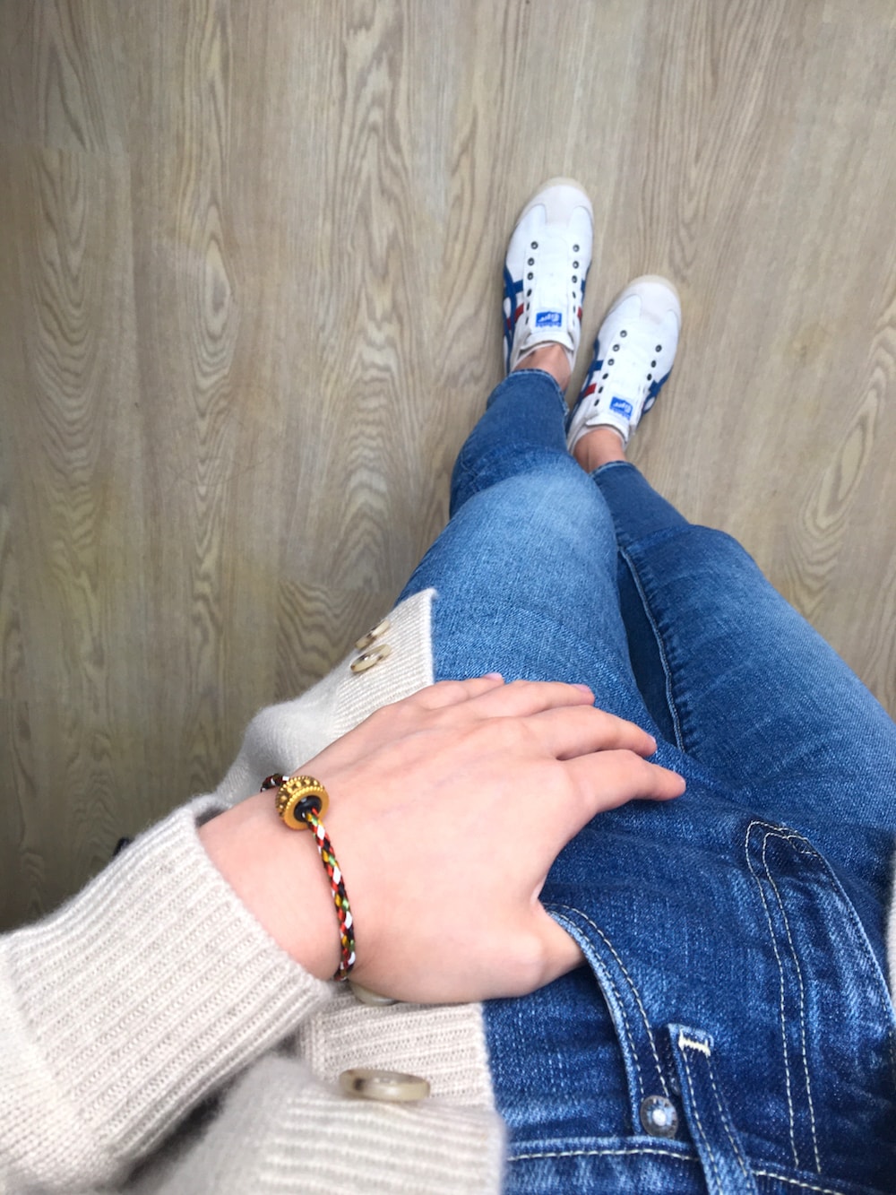 「girl、boyish、school」｜「Levis PReMIUMのアイテム（デニムパンツ、ブルー系）」を使った、yukii5lansさん（レディース・166cm）の冬コーディネートの2枚目の写真
