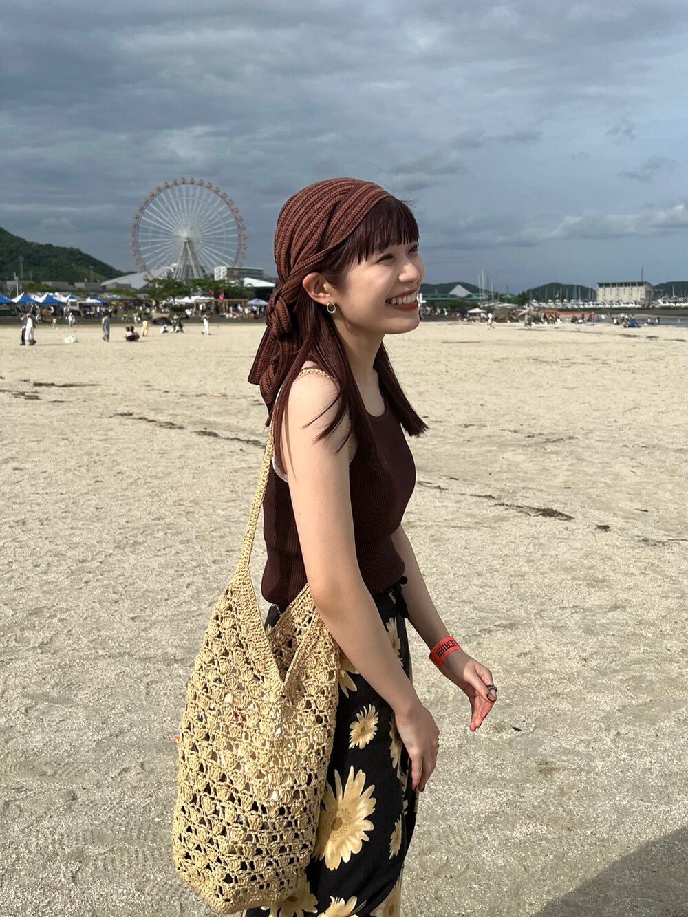 「lamaisondelyllisのアイテム（帽子、ブラウン系）」を使った、sachiさん（レディース・163cm）の秋コーディネートの3枚目の写真