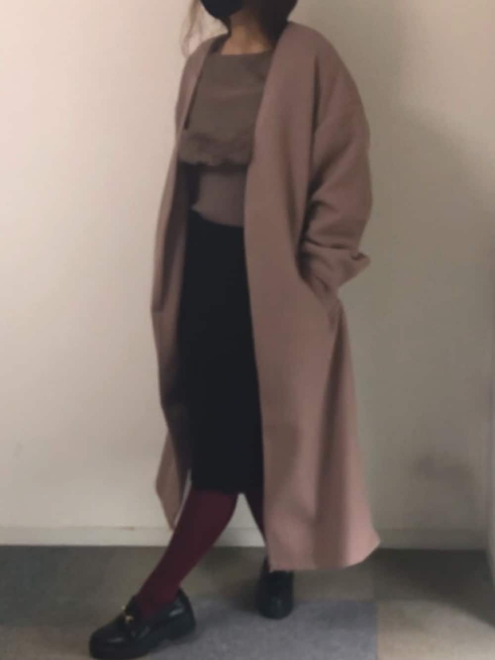 「オトナ女子、ケープニット、ノエラ、レース、タイトスカート、ノーカラーコート、ブラウン、きれいめコーディネート、お出かけコーデ、低身長、相互フォロー」|「Shoes in Closetの厚底 ビットモチーフ 超軽量 ローファー《約4.5cmソール》1999(ローファー、ブラック系)」を使った、♡indigolovE♡さん(レディース・152cm)の秋コーディネートの2枚目の写真