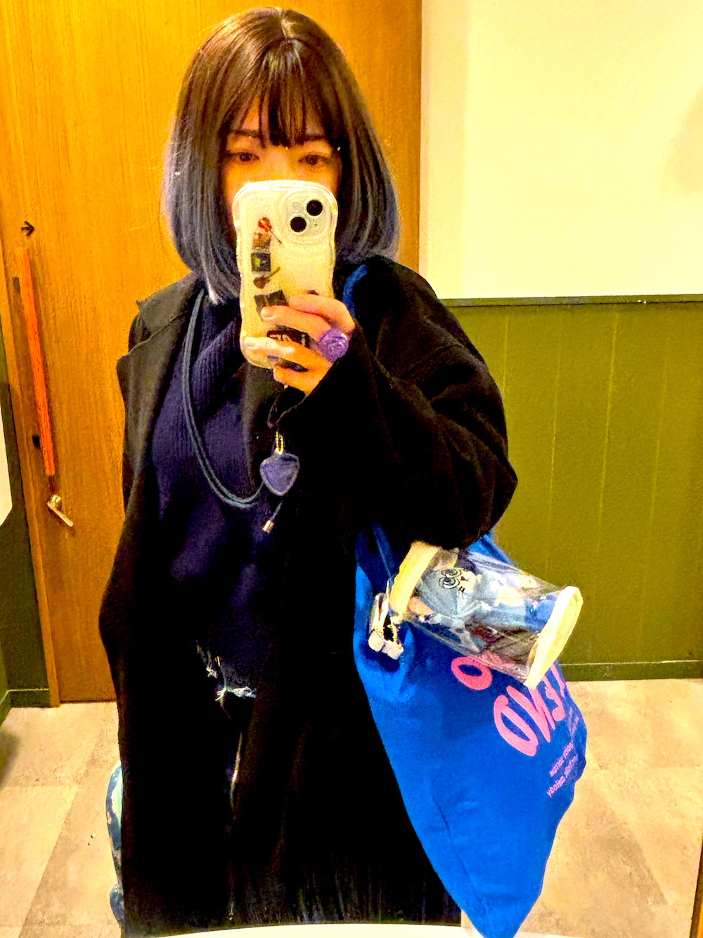 「春めき満開コーデ、ファスナー、ジッパー付きトップス、ジッパー、ジッパースカート、ジッパー付き、ジッパーニット、ロングスカート、チャック、ライブコーデ、アラフォー」｜「アリエクのアイテム（ニット/セーター、ブルー系）」を使った、♡indigolovE♡さん（レディース・152cm）の春コーディネートの3枚目の写真
