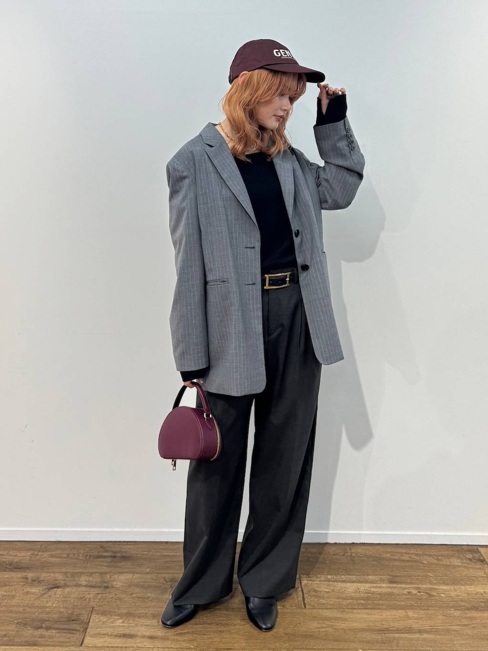 「リラックス、ナチュラル、ヘルシー」|「BABYLONEのT/Wスラックスパンツ(スラックス、グレー系)」を使った、maiさん(レディース・161cm)の夏コーディネートの5枚目の写真