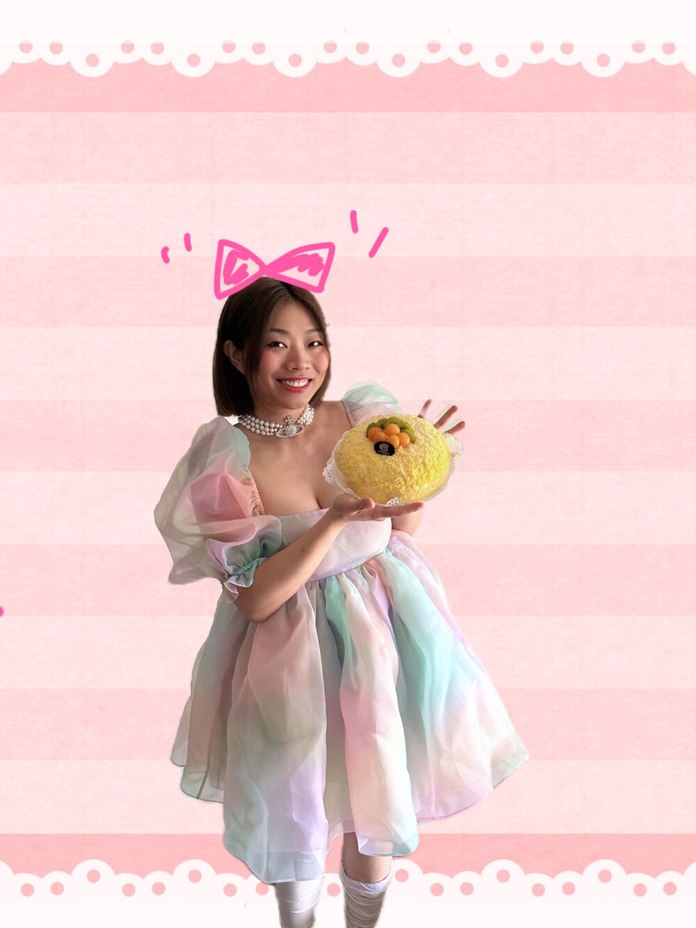 その他のワンピース、ピンク系のパンプスを着用したレディースの春コーディネートの3枚目の写真