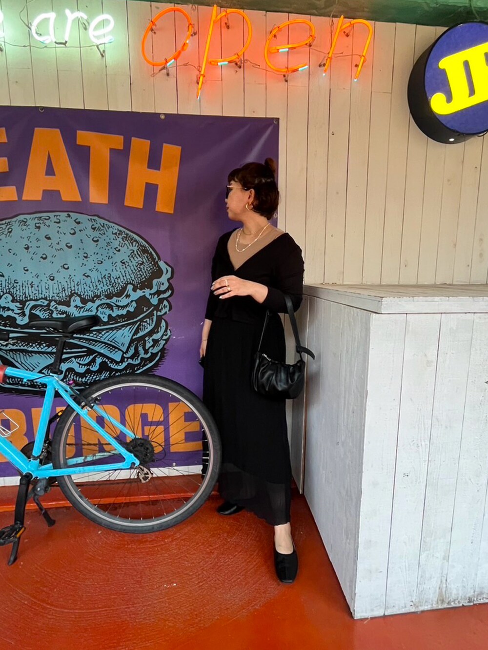 「earth music&ecologyのアメスリニットタンクトップ ＊（タンクトップ、ベージュ系）」を使った、YAMAMIさん（レディース・159cm）の夏コーディネートの2枚目の写真