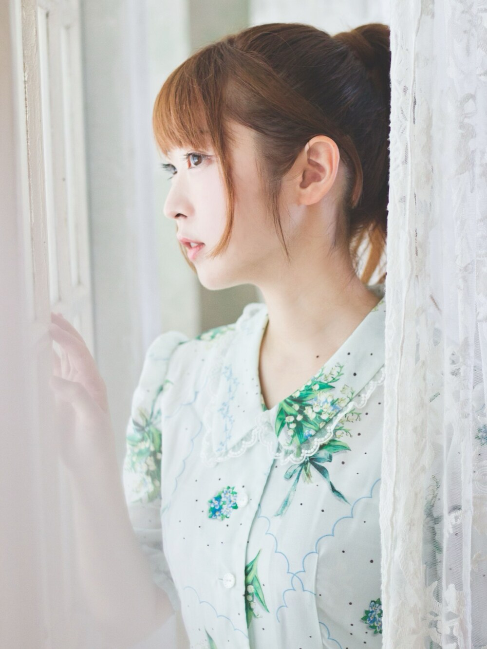 その他のワンピースを着用したレディースの夏コーディネートの2枚目の写真