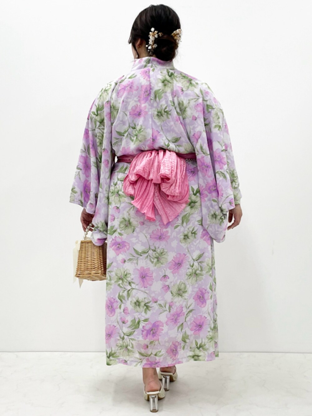 「大きいサイズレディースファッション、モデル、ぽっちゃり、marun、夏コーデ、かわいい、150cm台コーデ、浴衣」｜「marunの大きいサイズ 帯留めにも使えるマルチWAYパール調ゴムベルト（選べる3サイズ）（ベルト、ホワイト系）」を使った、nissen Smile Modelsさん（レディース・158cm）の春コーディネートの3枚目の写真