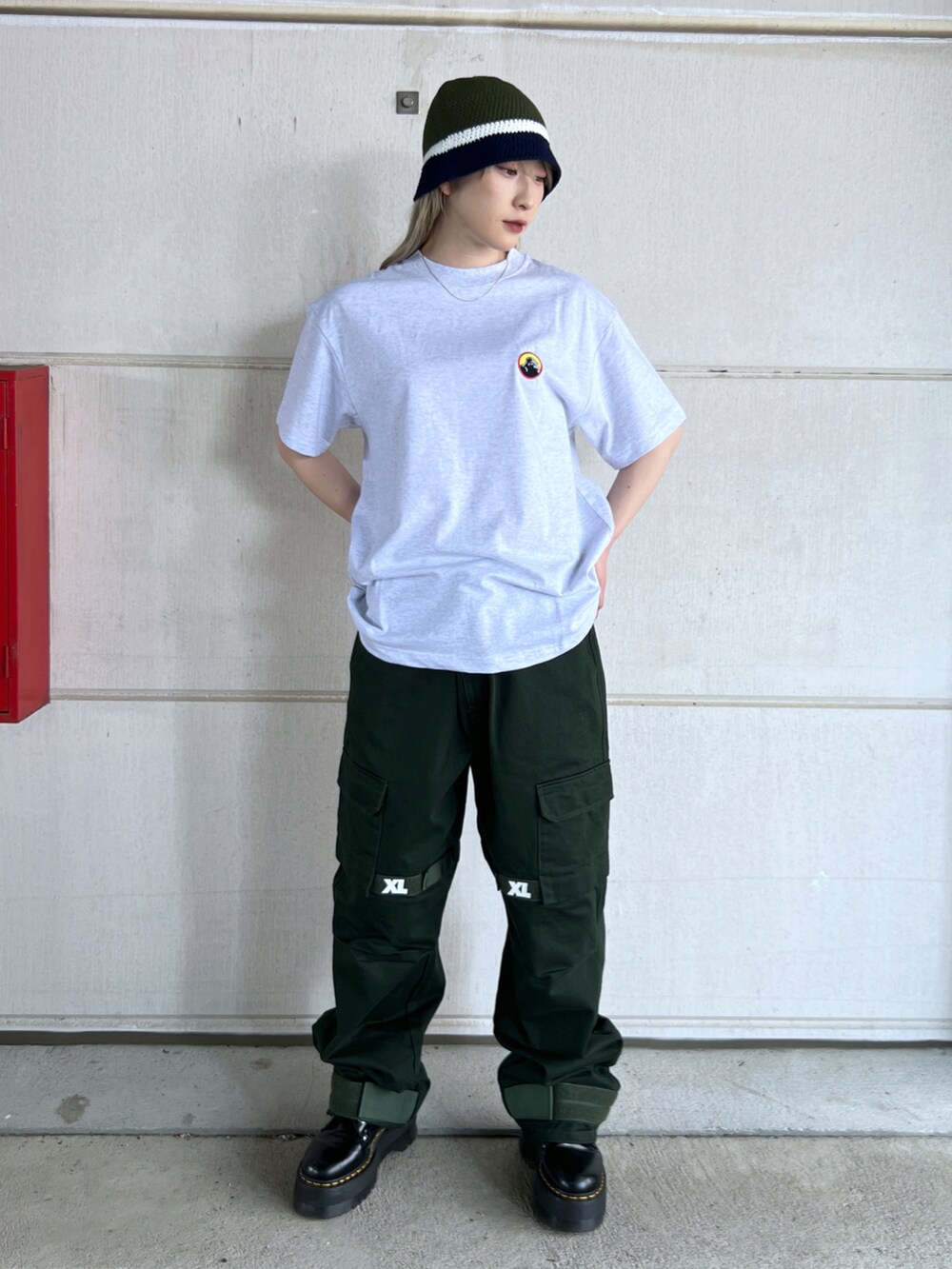 「ootd、今日のコーデ、コーディネート、XLARGE」｜「XLARGEのSOUNDS S/S TEE（Tシャツ/カットソー、グレー系）」を使った、Hinakoさん（レディース・165cm）の夏コーディネートの3枚目の写真