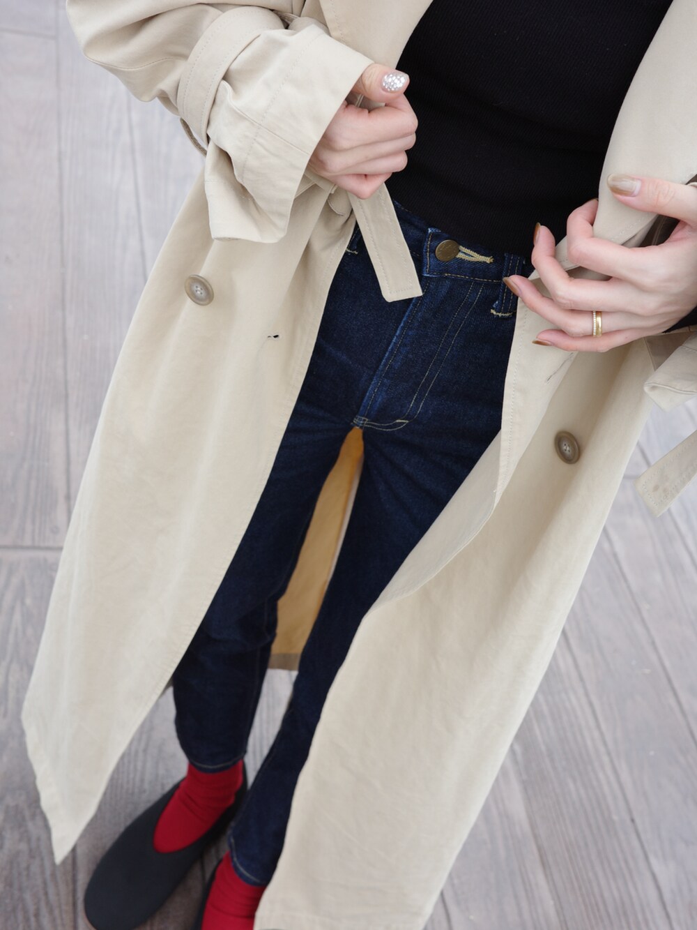 その他のジャケット/アウター、その他のデニムパンツを着用したレディースの秋コーディネートの4枚目の写真