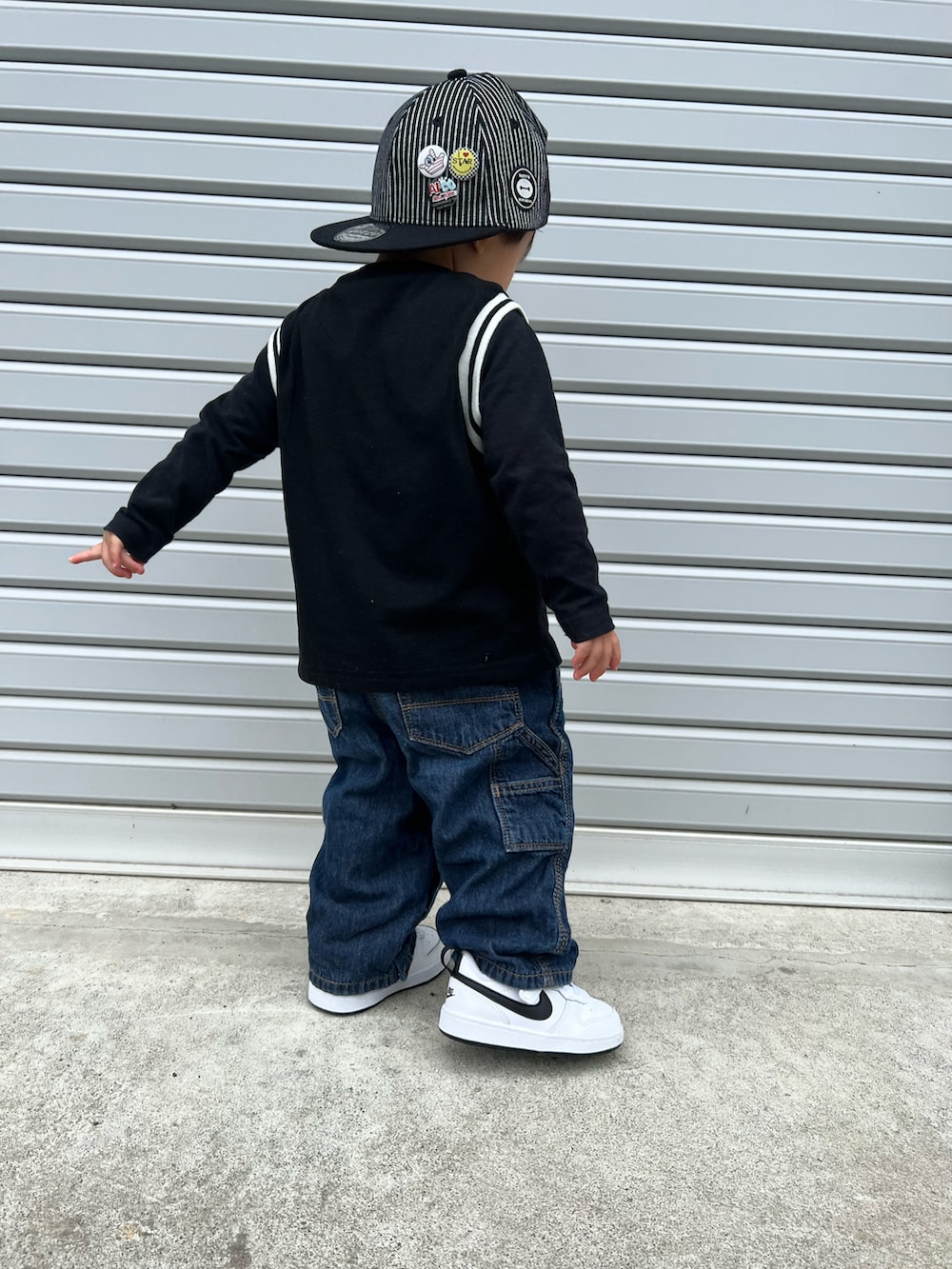 「キッズコーデ、ストリート、カジュアル、2歳、SHEIN、おしゃれさんと繋がりたい、休日コーデ、男の子、兄妹コーデ、プチプラ、韓国ファッション」｜「SHEINのアイテム（ママ＆ベビー、ブラック系）」を使った、chulipo2さん（キッズ・80cm）の夏コーディネートの2枚目の写真