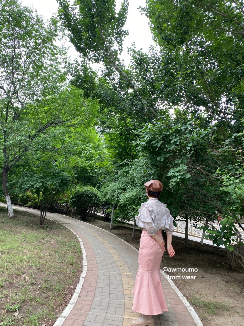 「ootd、夏、夏コーデ、moussy、seemi.byNICE CLAUP、nice claup、コーディネート、今日のコーデ」｜「Seemi. byNICECLAUPのアイテム（スカート、ピンク系）」を使った、awmoumoさん（レディース・156cm）の夏コーディネートの4枚目の写真