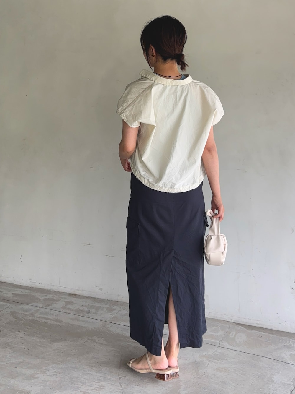𝙮𝙪𝙠𝙞さんの「BLUE,Mサイズ（UNIQLO）」を使ったコーディネートの3枚目の写真
