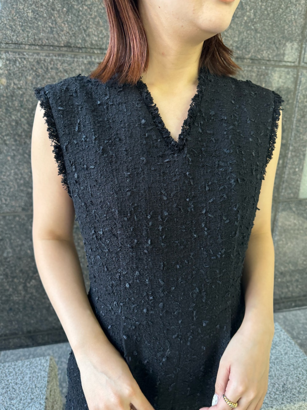 「シンプル、おしゃれさんと繋がりたい、モノトーンコーデ、ブラック、シンプルスタイル、通勤コーデ、オケージョン、結婚式」｜「LOULOU WILLOUGHBYの＜予約＞【LOULOU WILLOUGHBY】パピヨンツイードオールインワン（つなぎ/オールインワン、ブラック系）」を使った、Takagi.Yさん（骨格ウェーブ・レディース・159cm）の冬コーディネートの4枚目の写真