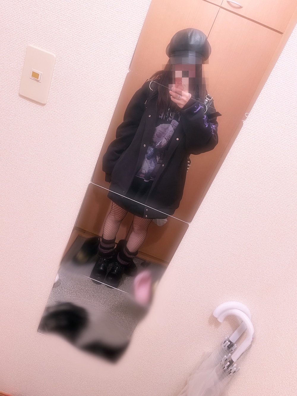 「地雷、地雷系ファッション、地雷女、地雷系、地雷女子、KRYclothing、KRY、kry clothing」｜「SHEINのアイテム（レッグウォーマー、グレー系）」を使った、ゆさん（レディース・156cm）の冬コーディネートの2枚目の写真