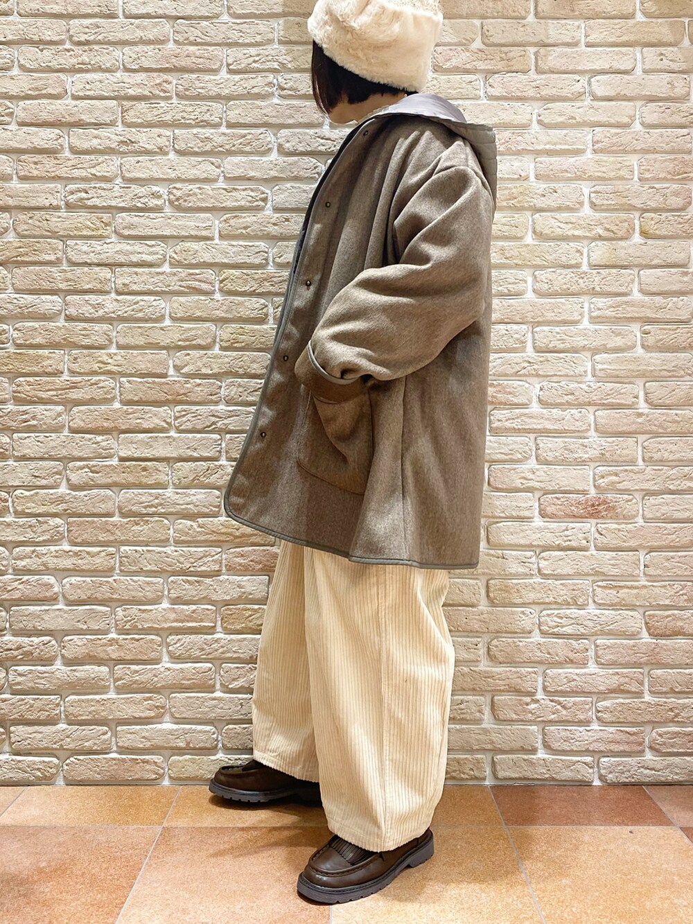 「Samansa Mos2、サマンサ モスモス(Samansa Mos2)、SM2、いいね、save、フォローお願いします🤑、おしゃれさんと繋がりたい、低身長、148cm、秋冬コーデ、低身長コーデ、低身長女子、ロゴニット、コーデュロイパンツ、ゆるコーデ、SM2keittioららぽーと磐田店、ららぽーと磐田」｜「Samansa Mos2のロゴジャカードニット（ニット/セーター、イエロー系）」を使った、む ら ま つさん（レディース・148cm）の秋コーディネートの3枚目の写真