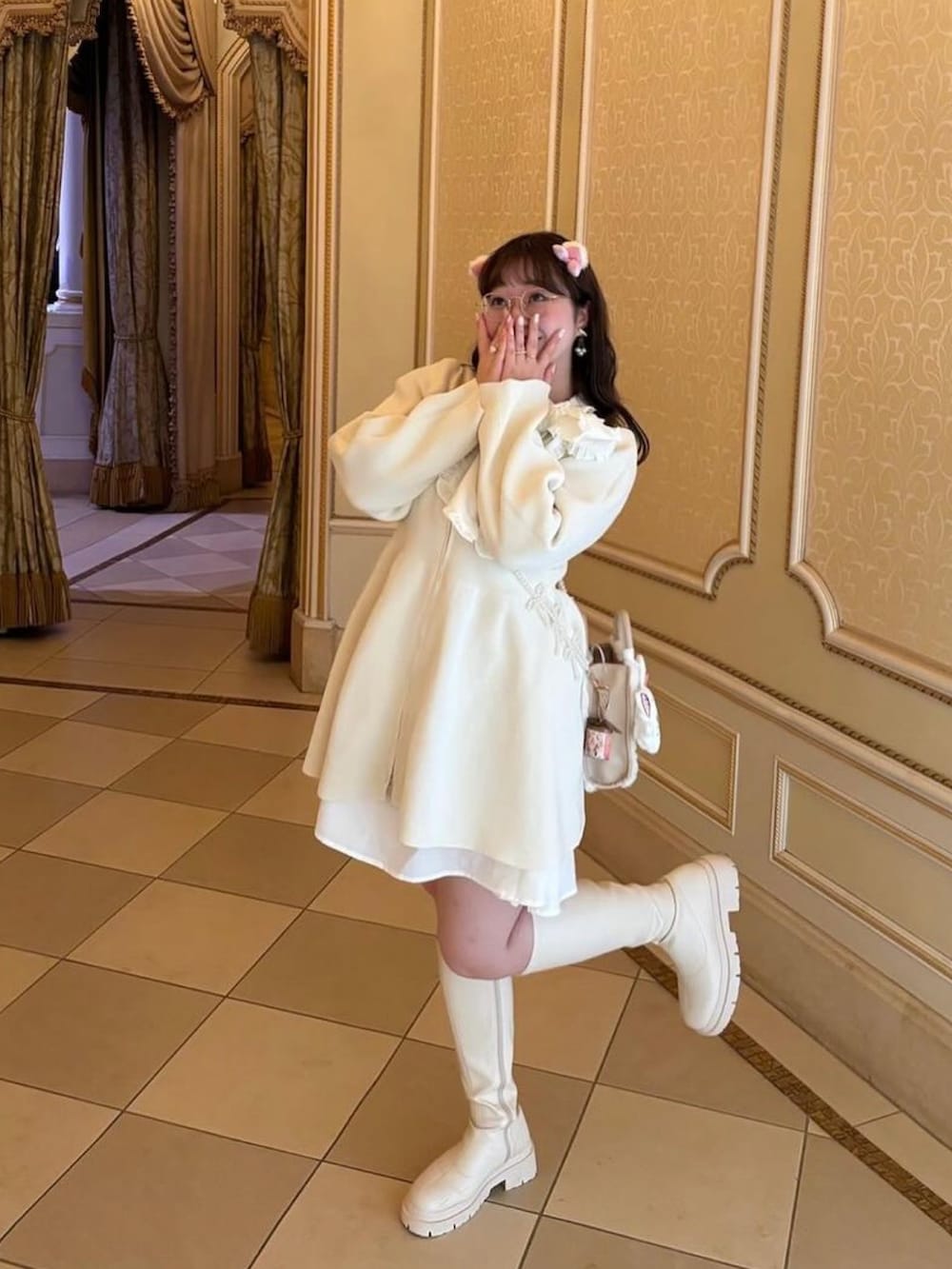 「Heatherのインヒールストレッチロングブーツ　229820（ブーツ、ホワイト系）」を使った、anet17さん（骨格ウェーブ・レディース・157cm）の秋コーディネートの2枚目の写真