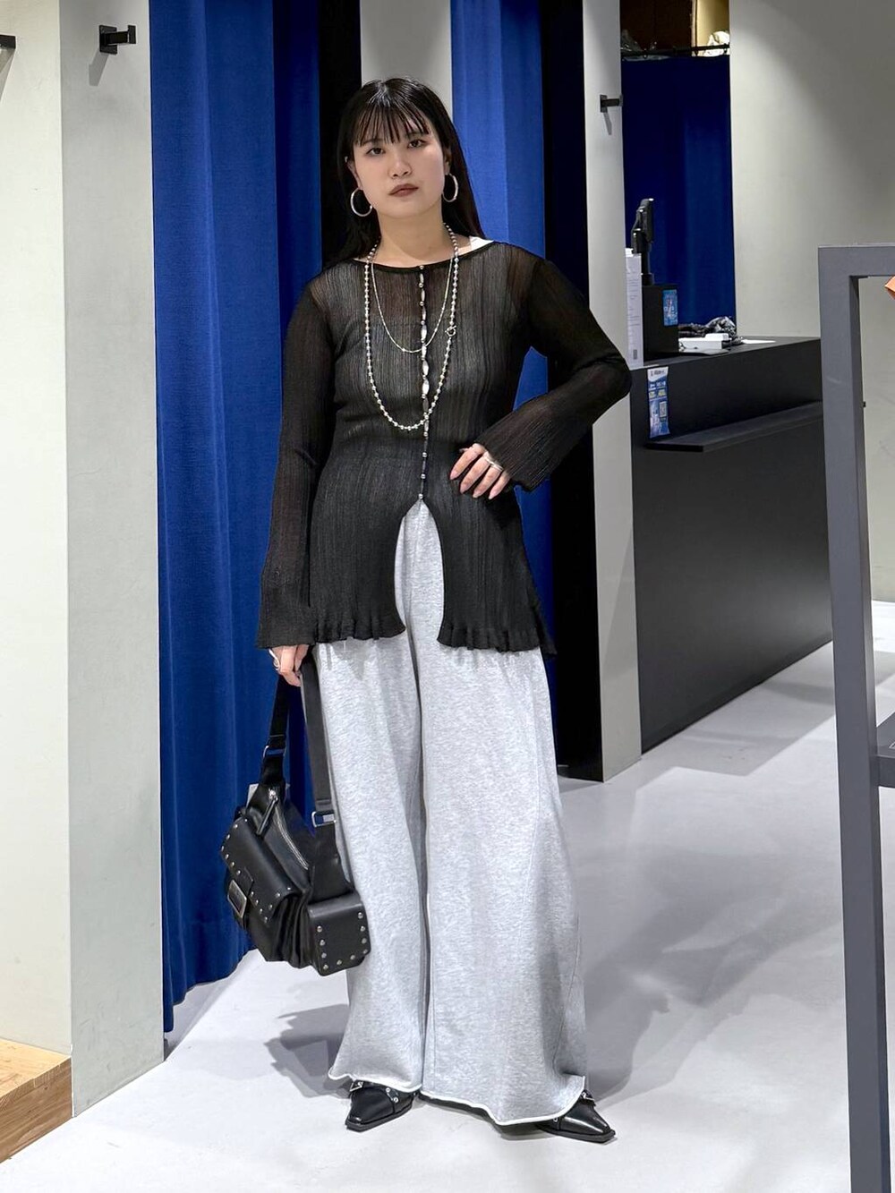 みおページ PAGEBOY 天王寺ミオmyuさんのスラックスを使ったコーディネート