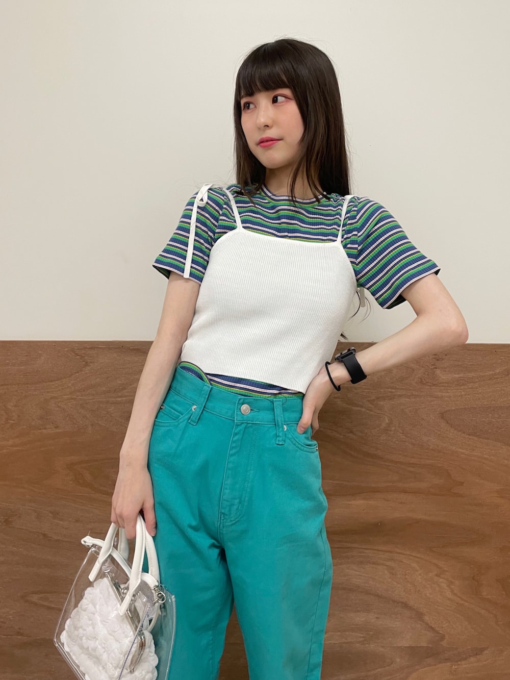 「いいね、save、フォローお願いします🤑、WEGO、プチプラ、プチプラコーデ、サンダル、ポップコーン、クリアバッグ、カラーパンツ、デニム、ボーダートップス、ニットビスチェ、ビスチェ、ブルー」｜「WEGOのWEGO/ボリュームパテッドサンダル（サンダル、ホワイト系）」を使った、𝓎さん（レディース・156cm）の夏コーディネートの4枚目の写真
