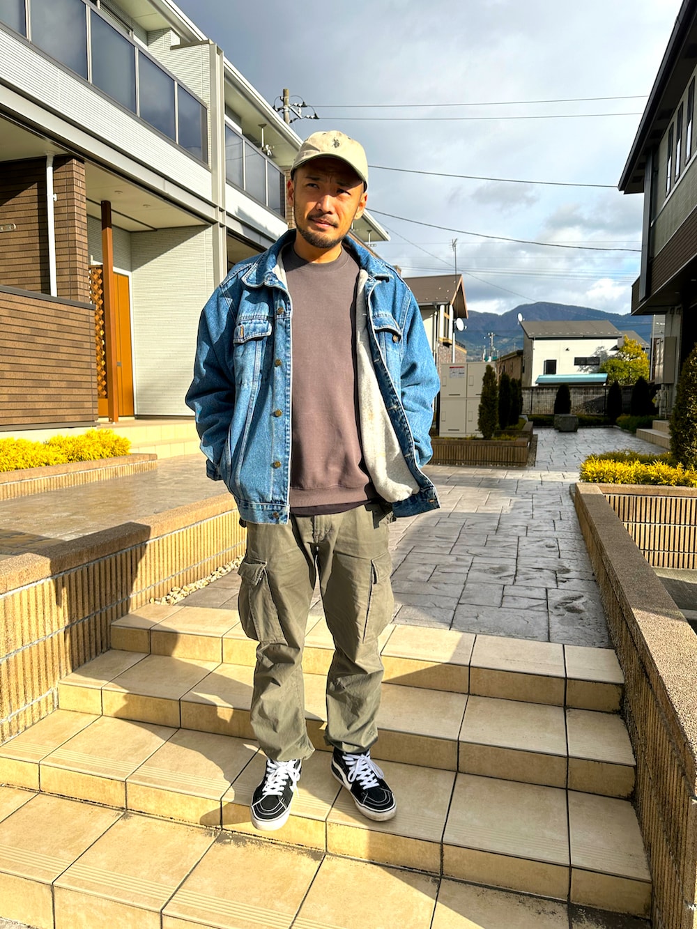「冬コーデ、休日スタイル、メンズファッション、古着、アメカジ、冬アウター、アースカラー」｜「U.S. POLO ASSN.のアイテム（キャップ、ベージュ系）」を使った、遊音さん（メンズ・172cm）の冬コーディネートの2枚目の写真
