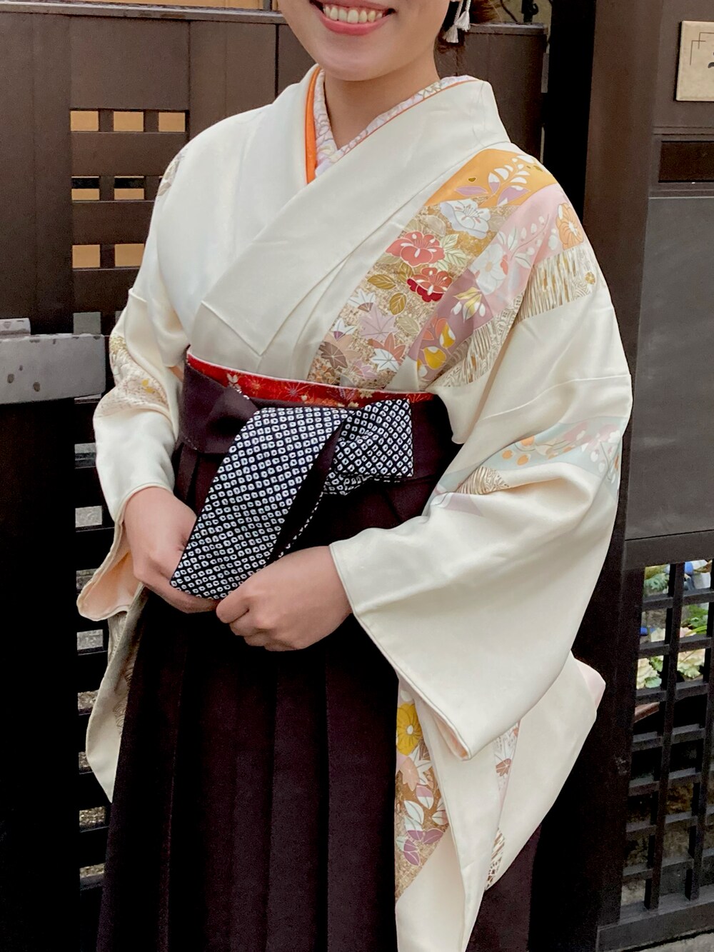 その他のファッション雑貨を着用したレディースの春コーディネートの2枚目の写真