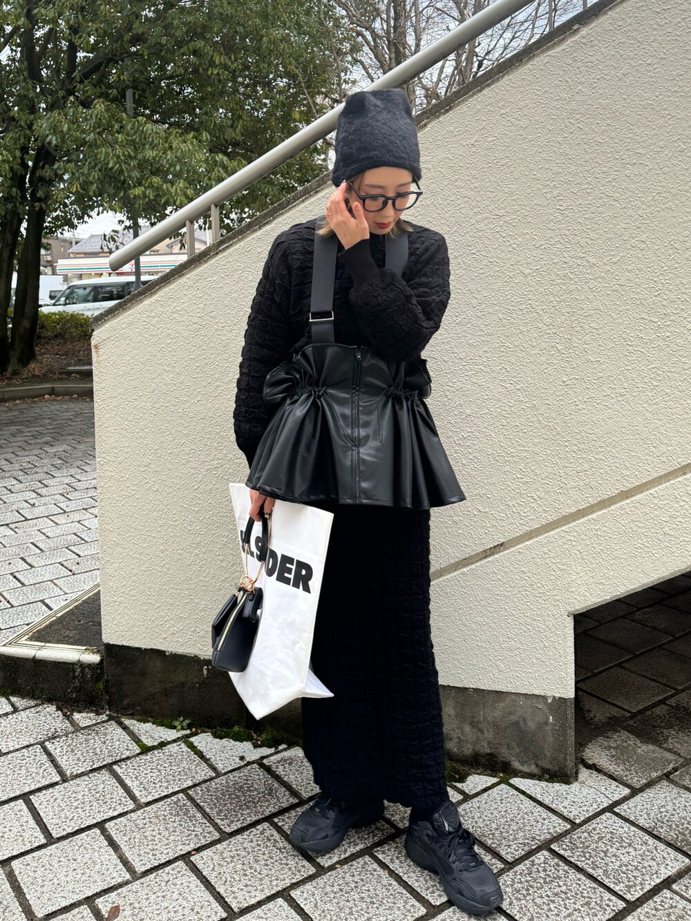 adidasレザーベスト adidasのアイテムを使った「レザーベスト」の人気ファッション