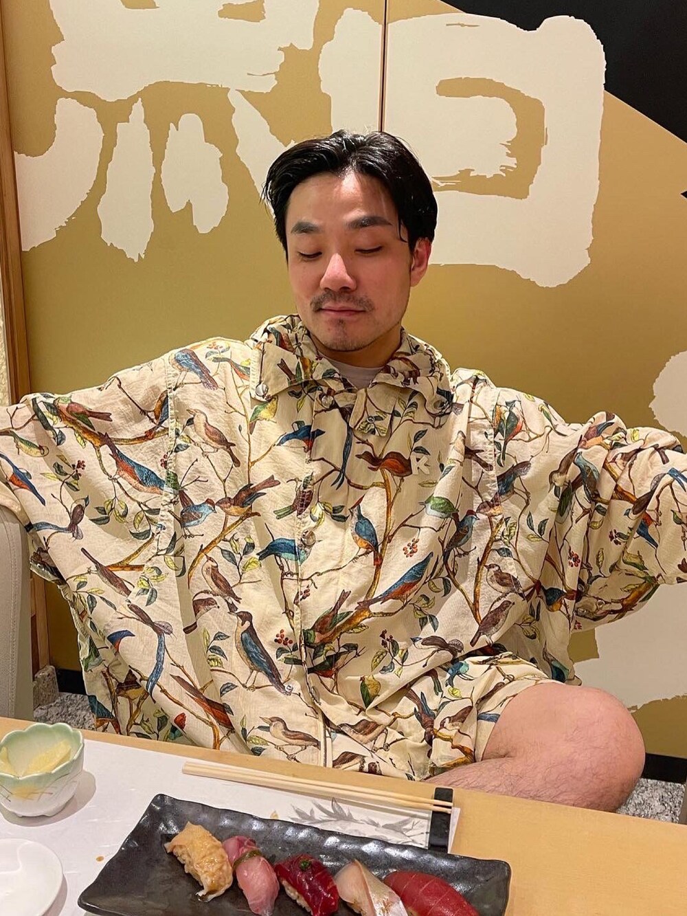 「KENZOのアイテム（マウンテンパーカー、その他）」を使った、kennyphkさん（メンズ・170cm）の春コーディネートの2枚目の写真
